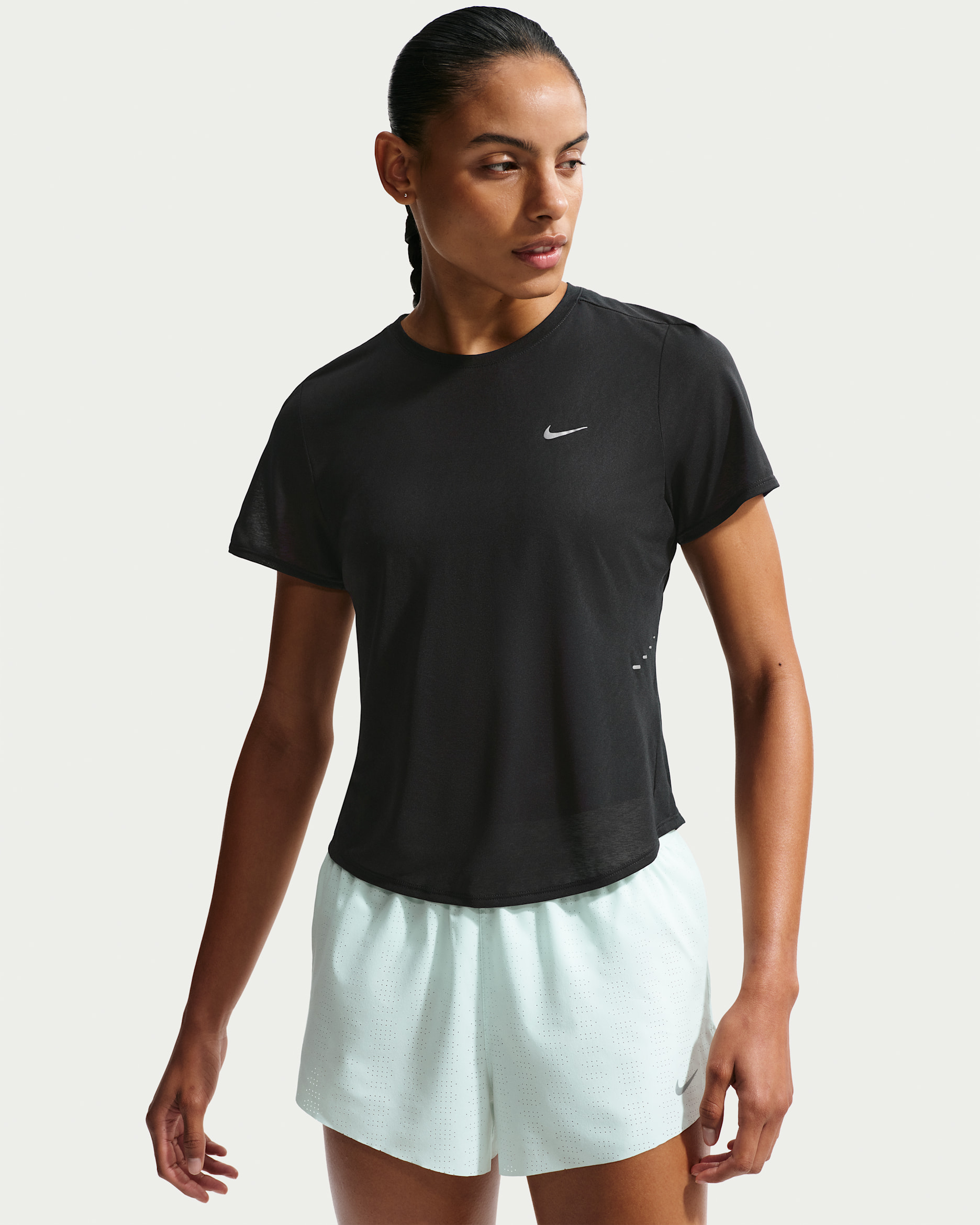 Nike Swift Breathe Women's Dri-FIT Short-Sleeve Running Top. Nike SI